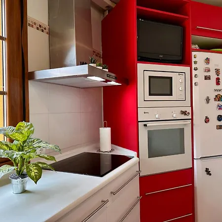 Cama King Size, Jardin Y Barbacoa A 10 Min De Leon Ferienhaus
